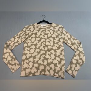 Equipment Femme 🤎Heart Pattern Sweater in Cream and light brown Med